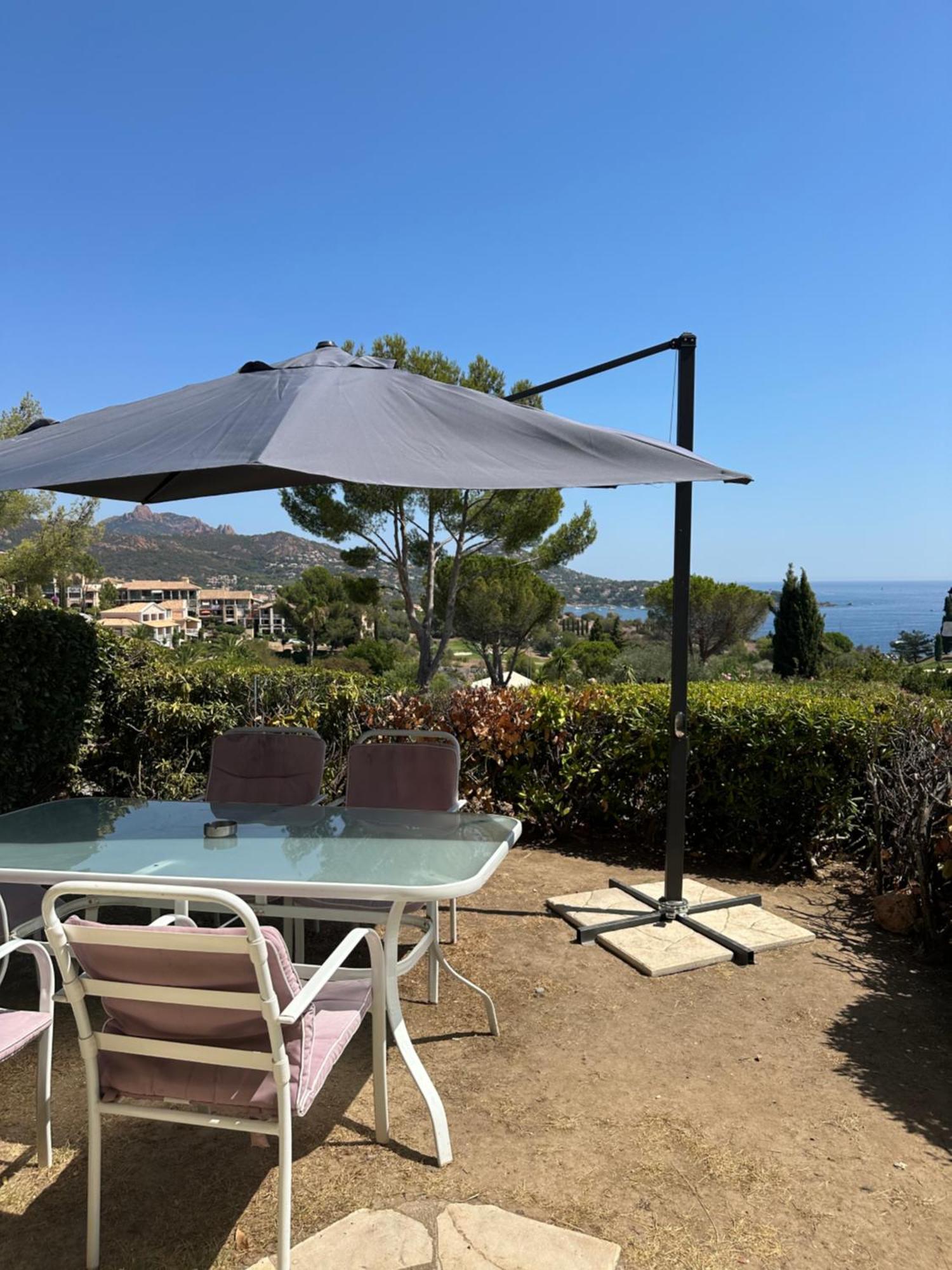 Cap Esterel Vue Mer Et Climatise Saint-Raphael  Ngoại thất bức ảnh