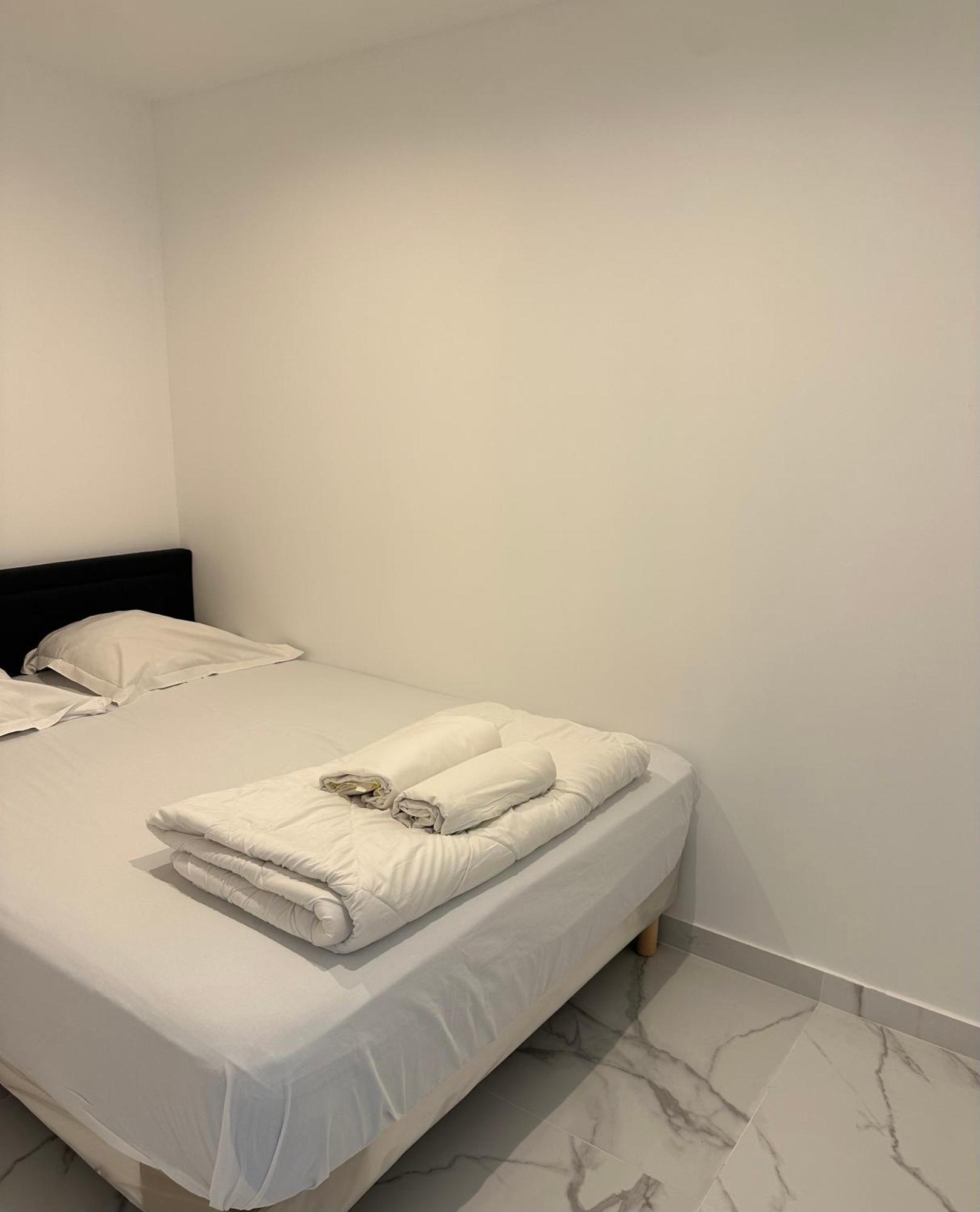 Cap Esterel Vue Mer Et Climatise Saint-Raphael  Ngoại thất bức ảnh